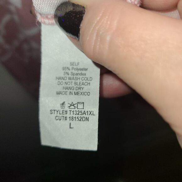 White Birch Navajo/Aztec print Soft short sleeve blouse - Picture 4 of 5